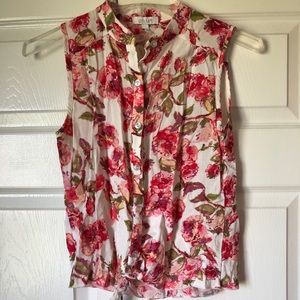 Very Pretty Floral Tank with Tie in front